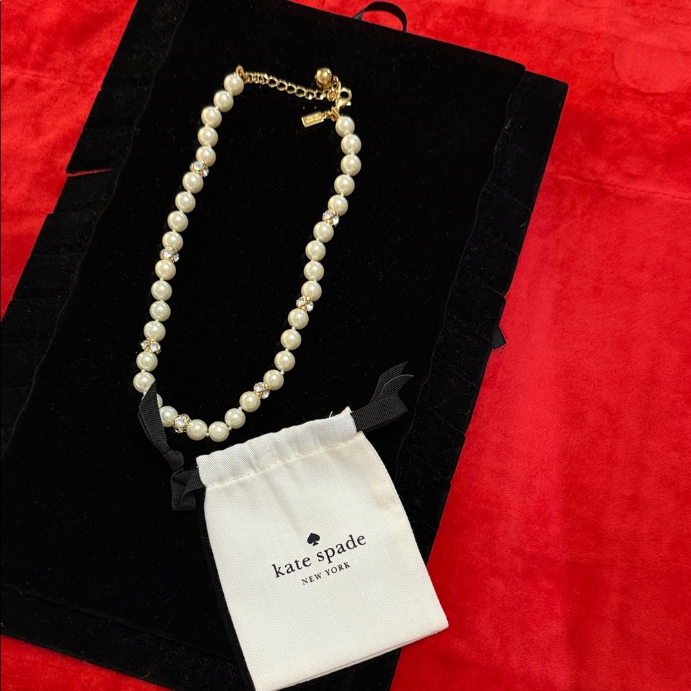Kate Spade Gold Clasp Pearl Necklace